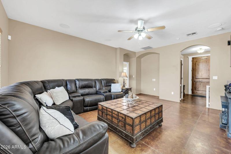 4890 E Buckboard Way-11