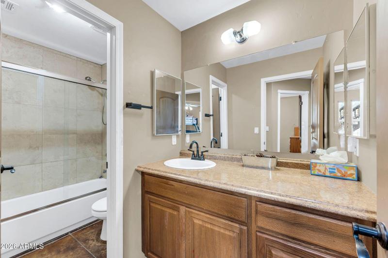 4890 E Buckboard Way-32