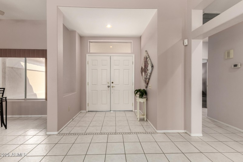 Double Door Entry/Foyer