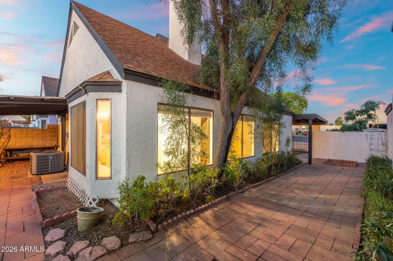 42-web-or-mls-DSC03915-HDR-Edit