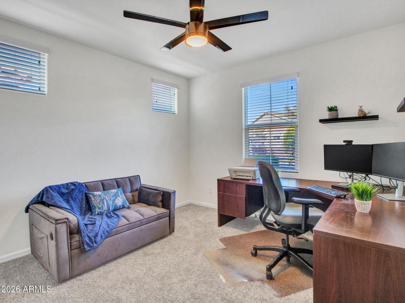 10-Front-Bedroom-(1)