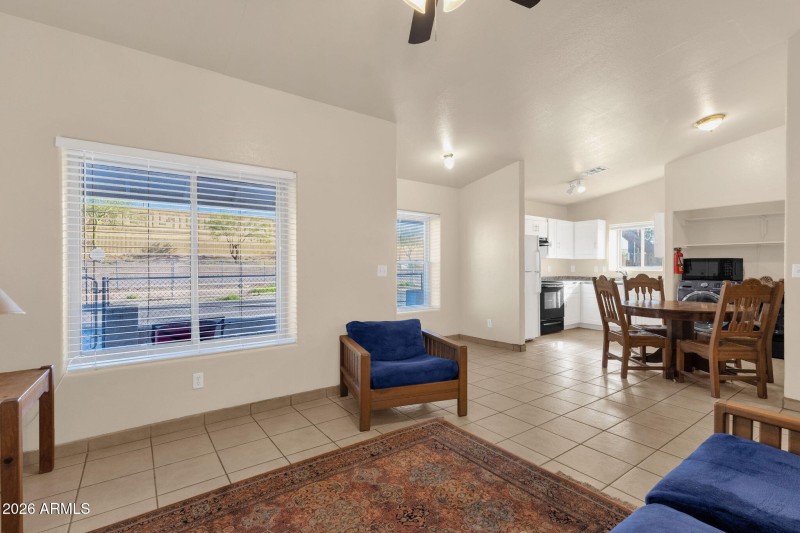 13-web-or-mls-1121-north-25th-pl-unit-1