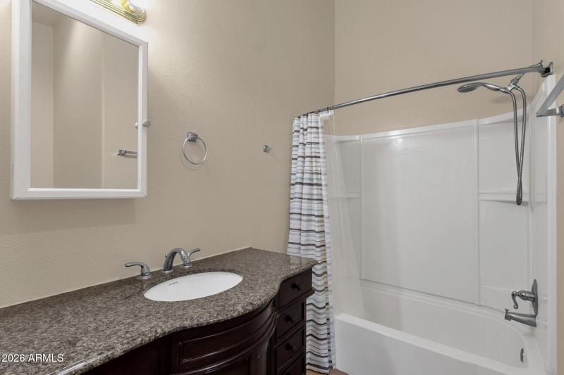 26-web-or-mls-1121-north-25th-pl-unit-1
