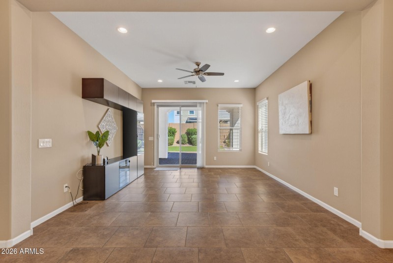 34_20556_W_Point_Ridge34_mls