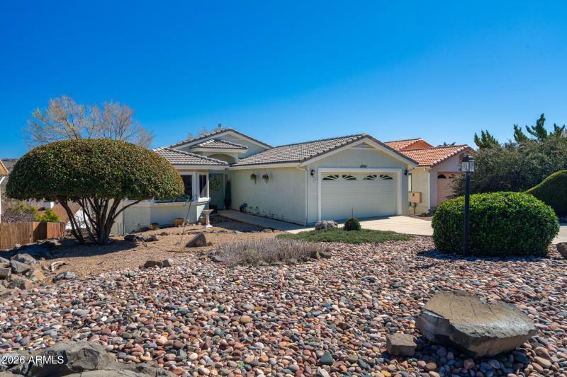 54-web-or-mls-1804-reading-ln