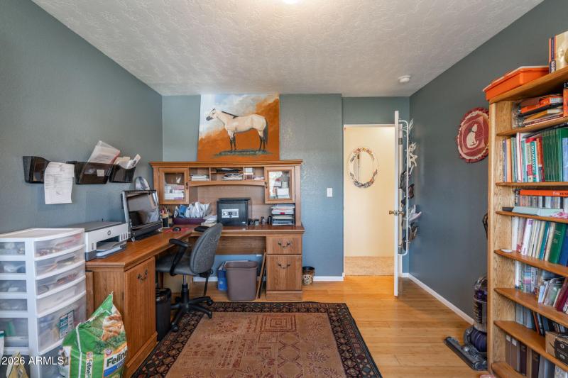 35-web-or-mls-1804-reading-ln