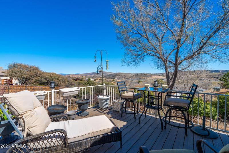 38-web-or-mls-1804-reading-ln