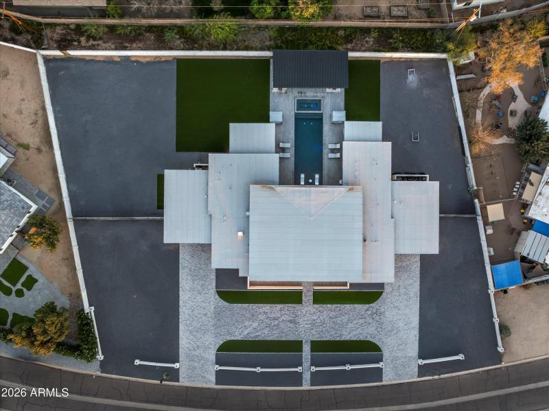 12209 N 65th Place Scottsdale, AZ 85254