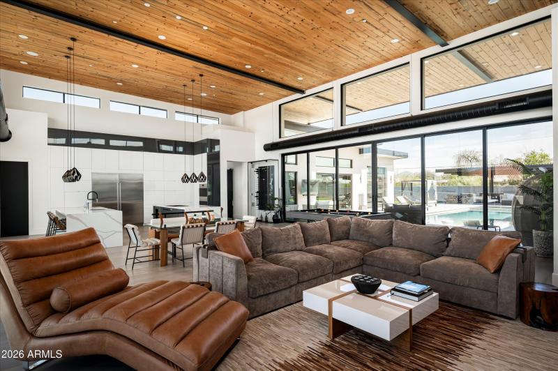 12209 N 65th Place Scottsdale, AZ 85254