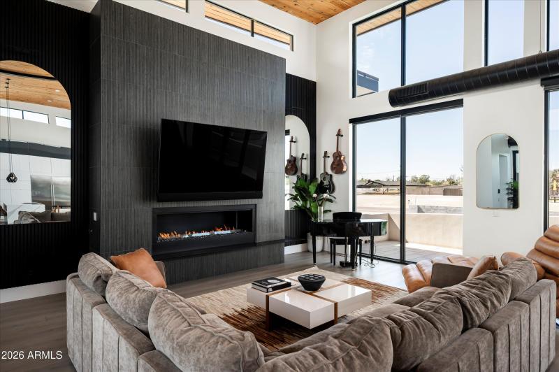 12209 N 65th Place Scottsdale, AZ 85254