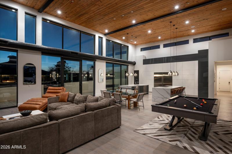 12209 N 65th Place Scottsdale, AZ 85254