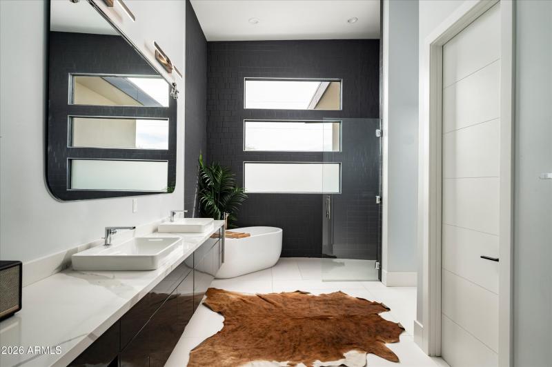 12209 N 65th Place Scottsdale, AZ 85254