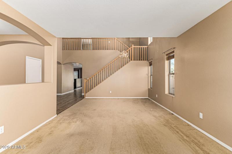 Formal dining -high ceilings