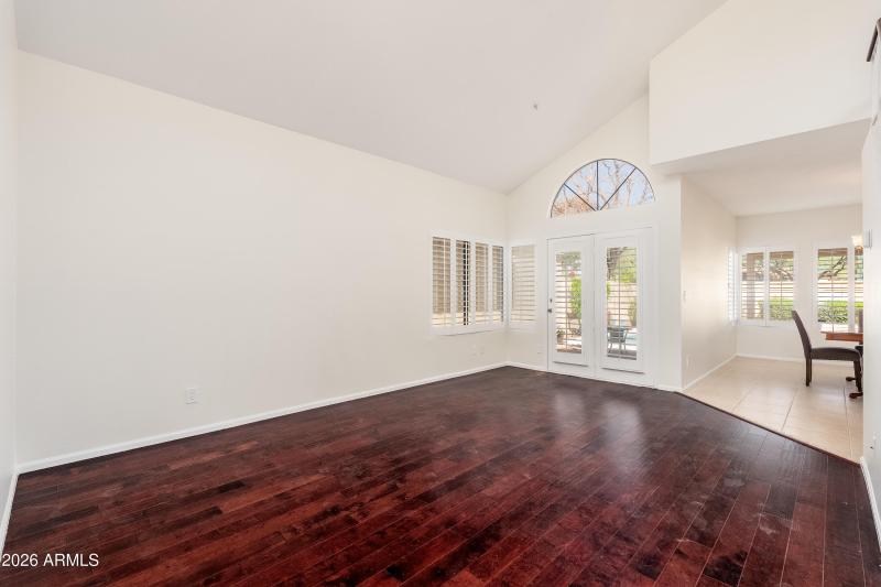 9596 E Windrose Dr - 04