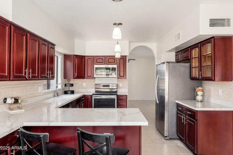 9596 E Windrose Dr - 10