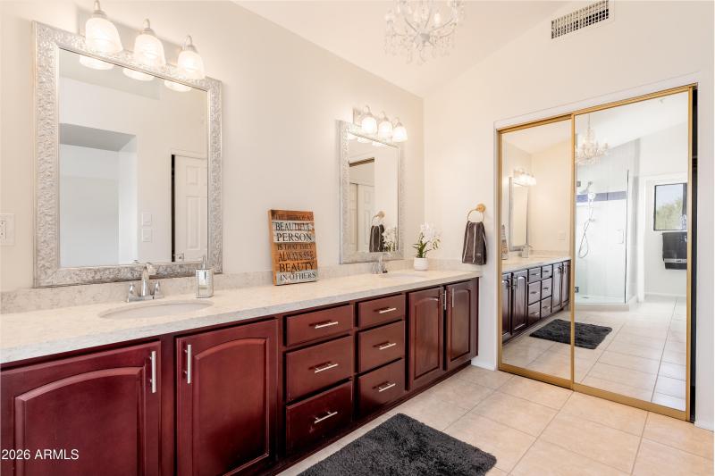 9596 E Windrose Dr - 19