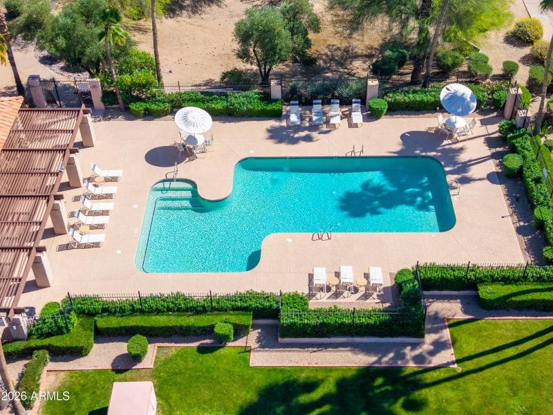 9596 E Windrose Dr - 49