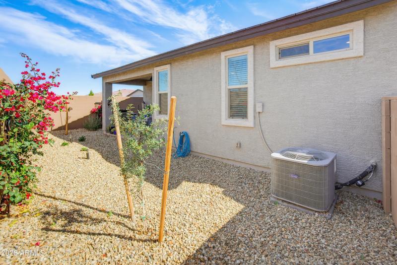 17281 W Via Lindo Ct-32