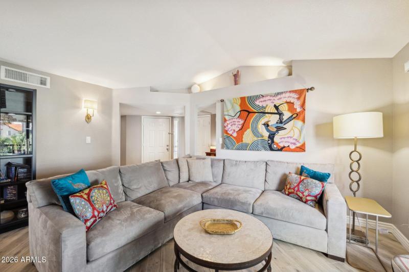 5-web-or-mls-9396-e-purdue-ave-221