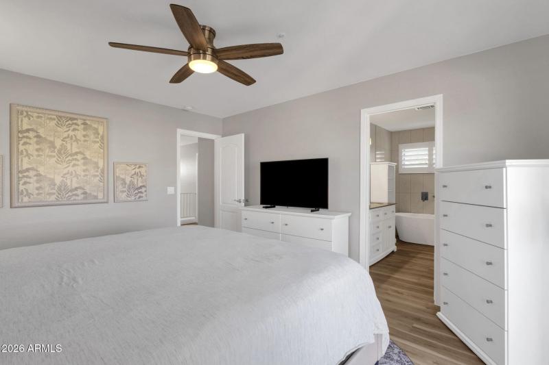 020_Primary Bedroom III