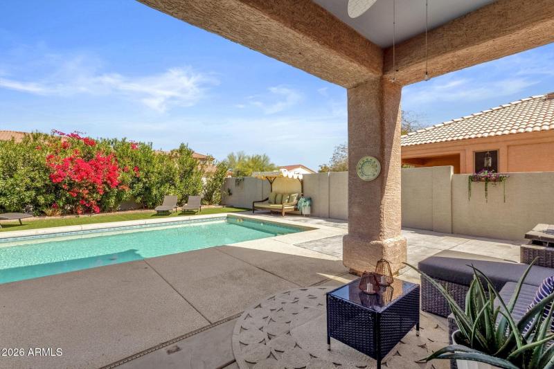 036_Lower Covered Patio II