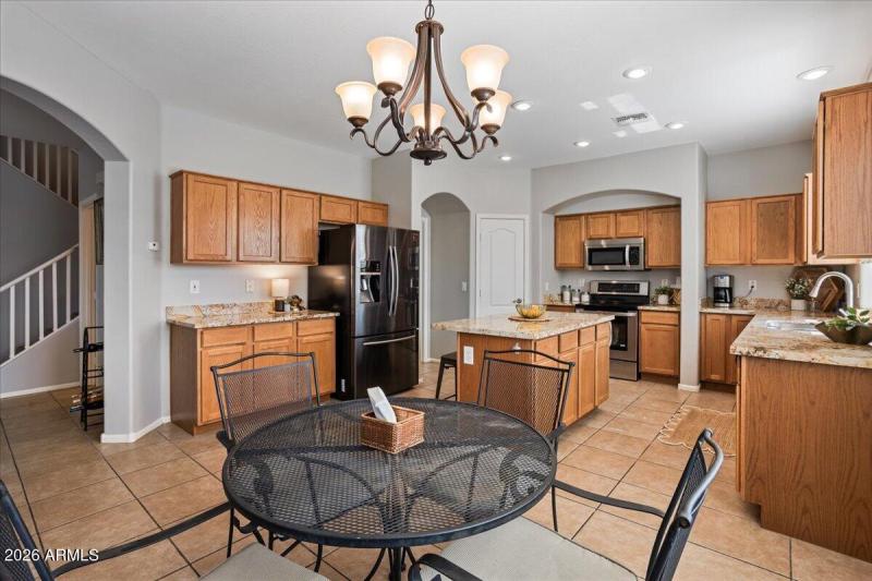 10335 W Southgate_Kitchen