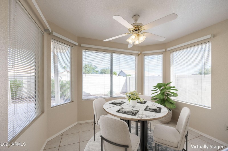 BREAKFAST NOOK VIRTUALLY STAGED