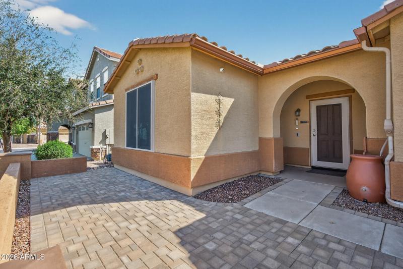 07_18349_W_Carol_Ave7_mls