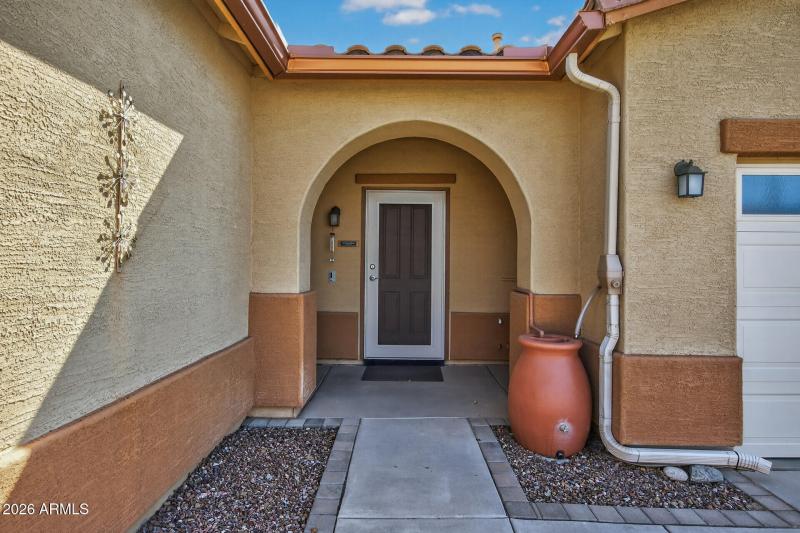 08_18349_W_Carol_Ave8_mls