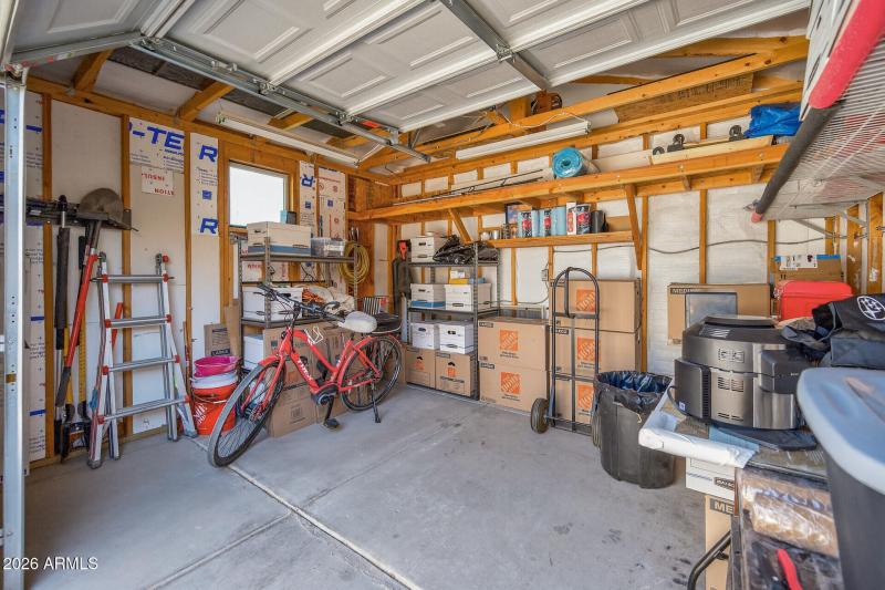 60_18349_W_Carol_Ave60_mls