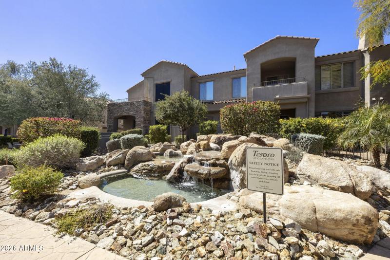 COMMUNITY WATER FEATURE