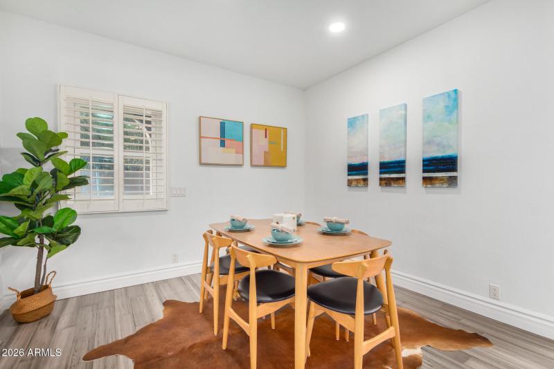 0016-16 - Via De La Lun