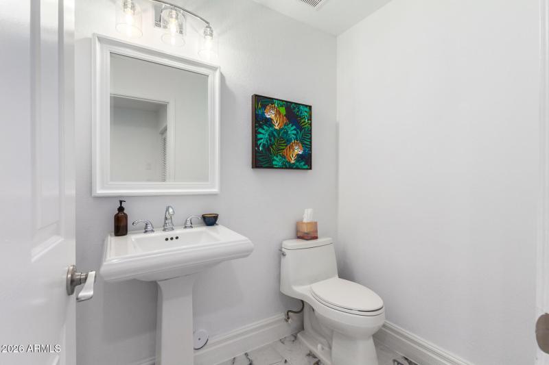 0020-20 - Via De La Lun