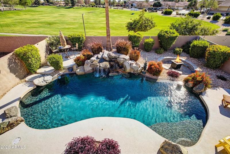 df87060b-f574-40db-addc-8a708f381d82