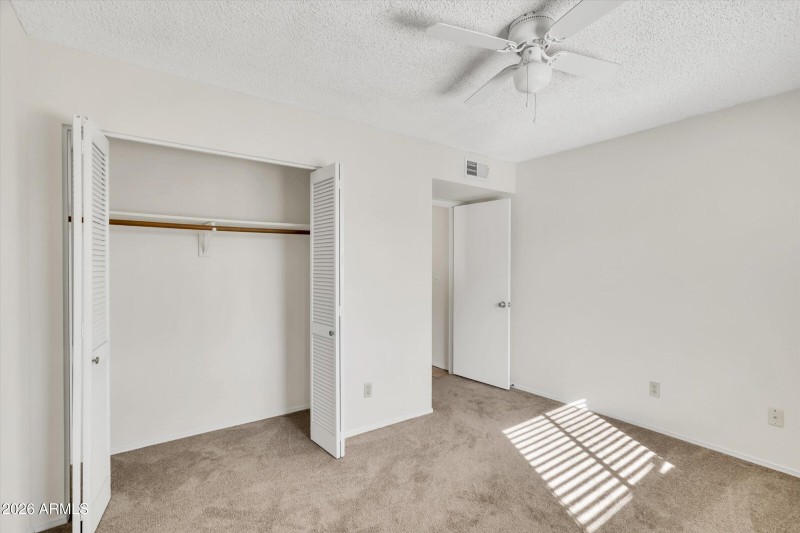 29-2208 W Lindner Avenue 31-29