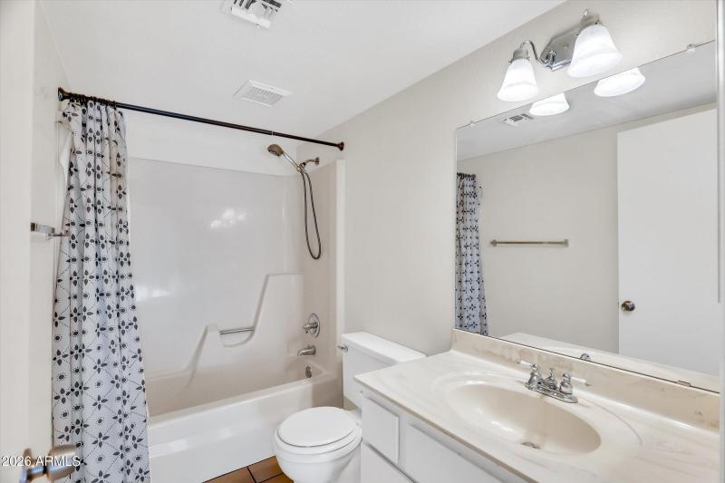 30-2208 W Lindner Avenue 31-30