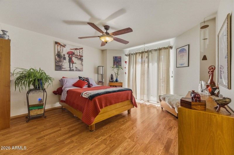 11-web-or-mls-11203 W Puget Ave-11