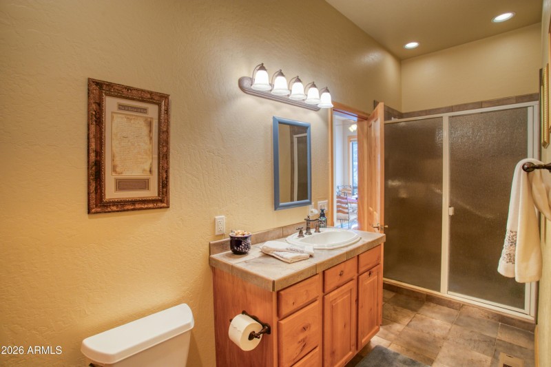 Guest Suite Bathroom