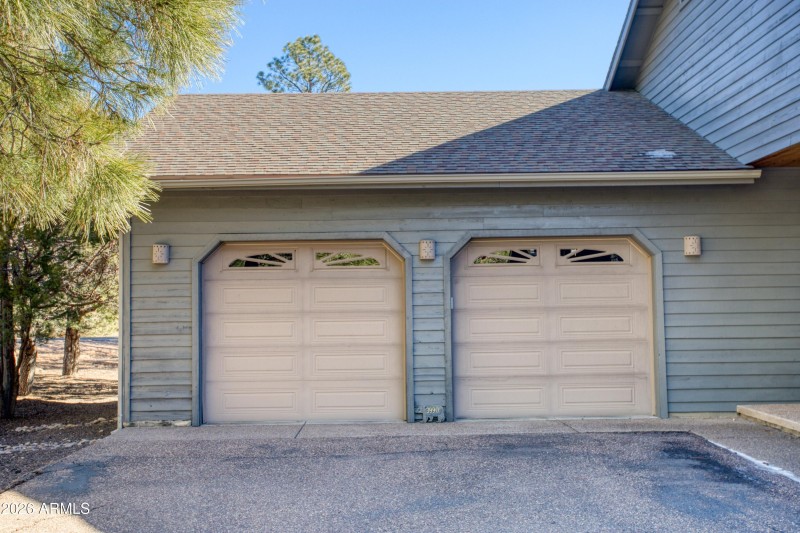 2 Car Garage
