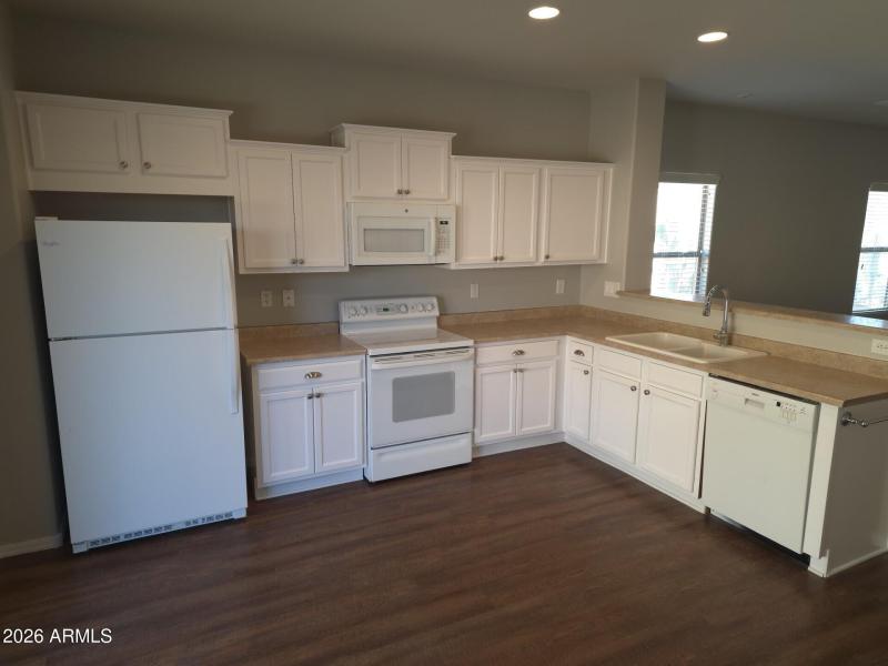 ee8fe302-4e10-4ef2-af07-28a8e14f119d