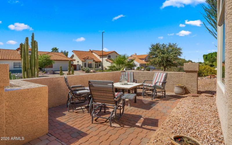 3-web-or-mls-Front yard2