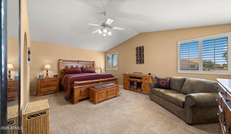 32-web-or-mls-Primary Bedroom2