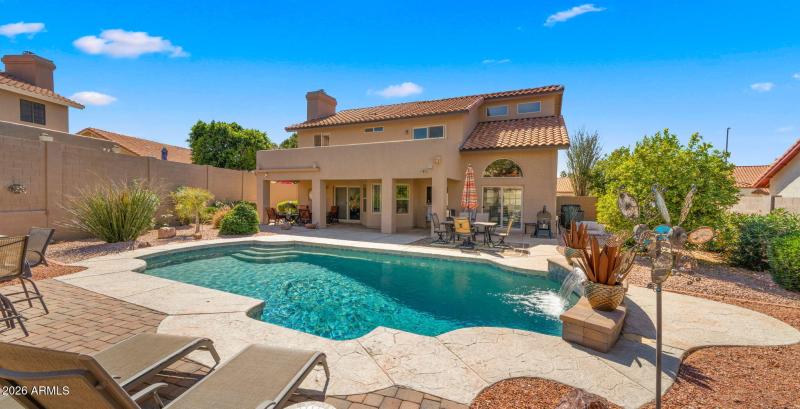 53-web-or-mls-Backyard11