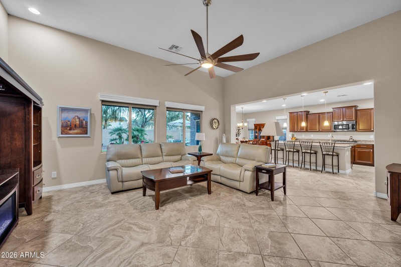 42425 W Sea Eagle Dr-9