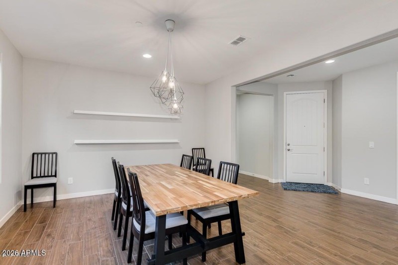 20190502201614965975000000-o