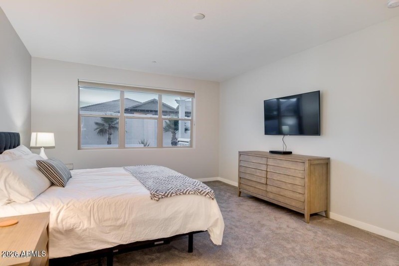 20190502201653555708000000-o