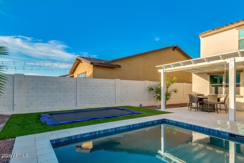 20190502202002993927000000-o