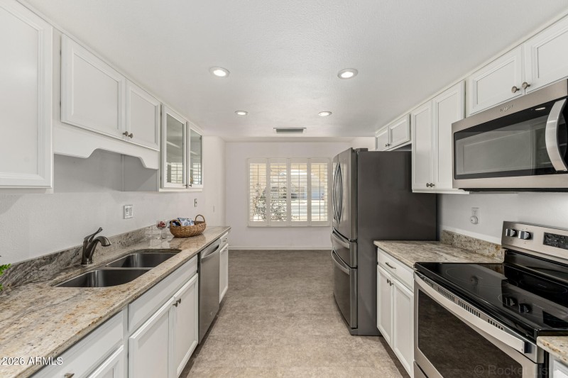 13 - Pleasant Valley