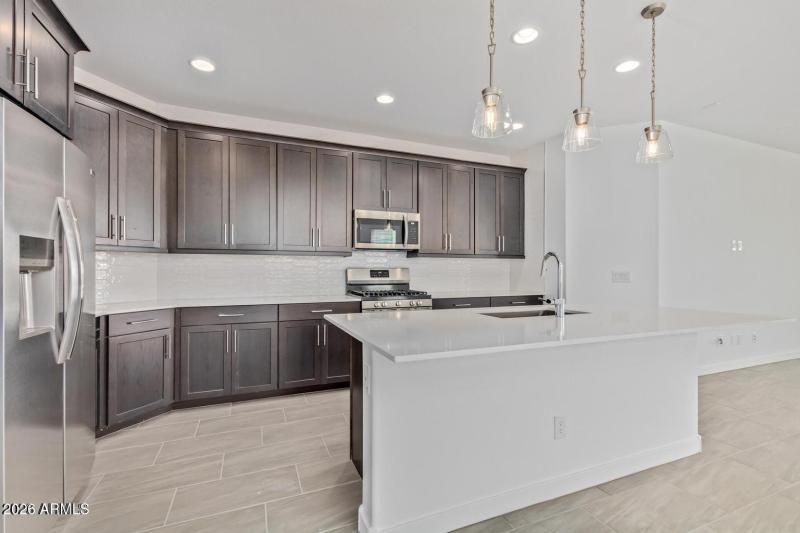 Upgraded Kitchen-2168 W Burnside