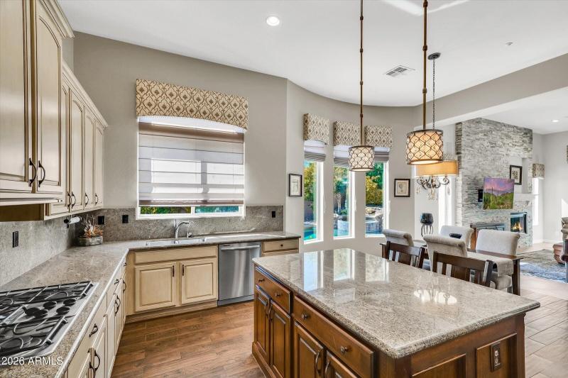 025-4080 N Thunder Hills Court-25